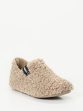 Verbenas – Hausschuh aus Teddy-Fleece in Braun