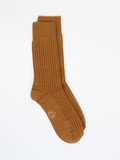 Alto Milano – Rippstricksocken aus Wolle karamellbraun