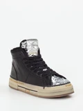 Rebecca White - Sneaker High aus Metallic