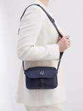 Boss – Crossbody Bag aus recyceltem Textil Dunkelblau
