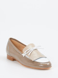 Mannori – Loafer aus Lackleder in Taupe-Beige