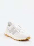 Hogan – Sneaker aus Kalbleder in Offwhite