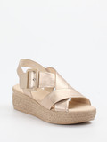 Gabor – Plateausandalen aus Metallicleder gold
