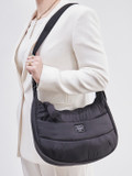 Herschel – Hobo Bag aus recyceltem Textil schwarz