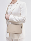 Ucon Acrobatics – Crossbody Bag aus Textil in Beigegrau