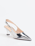 Konstantin Starke – Slingpumps aus Metallicleder silber