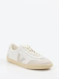VEJA – Sneaker aus Kalbleder in Offwhite