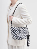 VeeCollective Berlin – Clutche & Abendtasche
