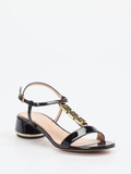 Konstantin Starke – T-Steg-Sandalen aus Lackleder Schwarz