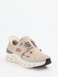Skechers – Slip-On-Sneaker aus Mesh in Sandbeige