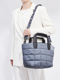 VeeCollective Berlin – Shopper aus Nylon in Taubenblau
