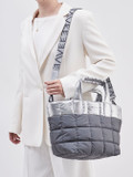 VeeCollective Berlin – Tote Bag aus Nylon silbergrau