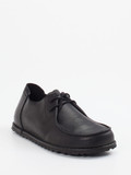 Birkenstock – Schnürschuh aus genarbtem Leder schwarz