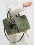 Viamailbag – Shopper Bag aus Cordstoff Olivgrün