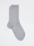 Falke – Crew-Socken aus Baumwolle grau gepunktet