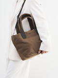 VeeCollective Berlin – Shopper aus Textil braun