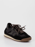 MRP – Sneaker aus Velours/Textil Schwarz Gum-Details