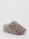 Verbenas – Hausschuh aus Fell Grau Taupe