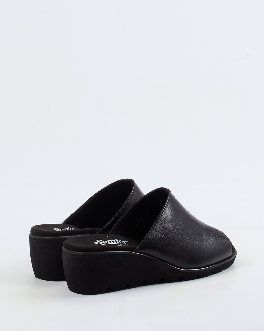 Pantolette schwarz 2102009000403