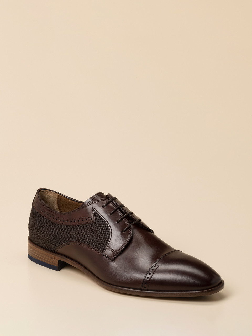 Schnürschuh braun 4601209057406
