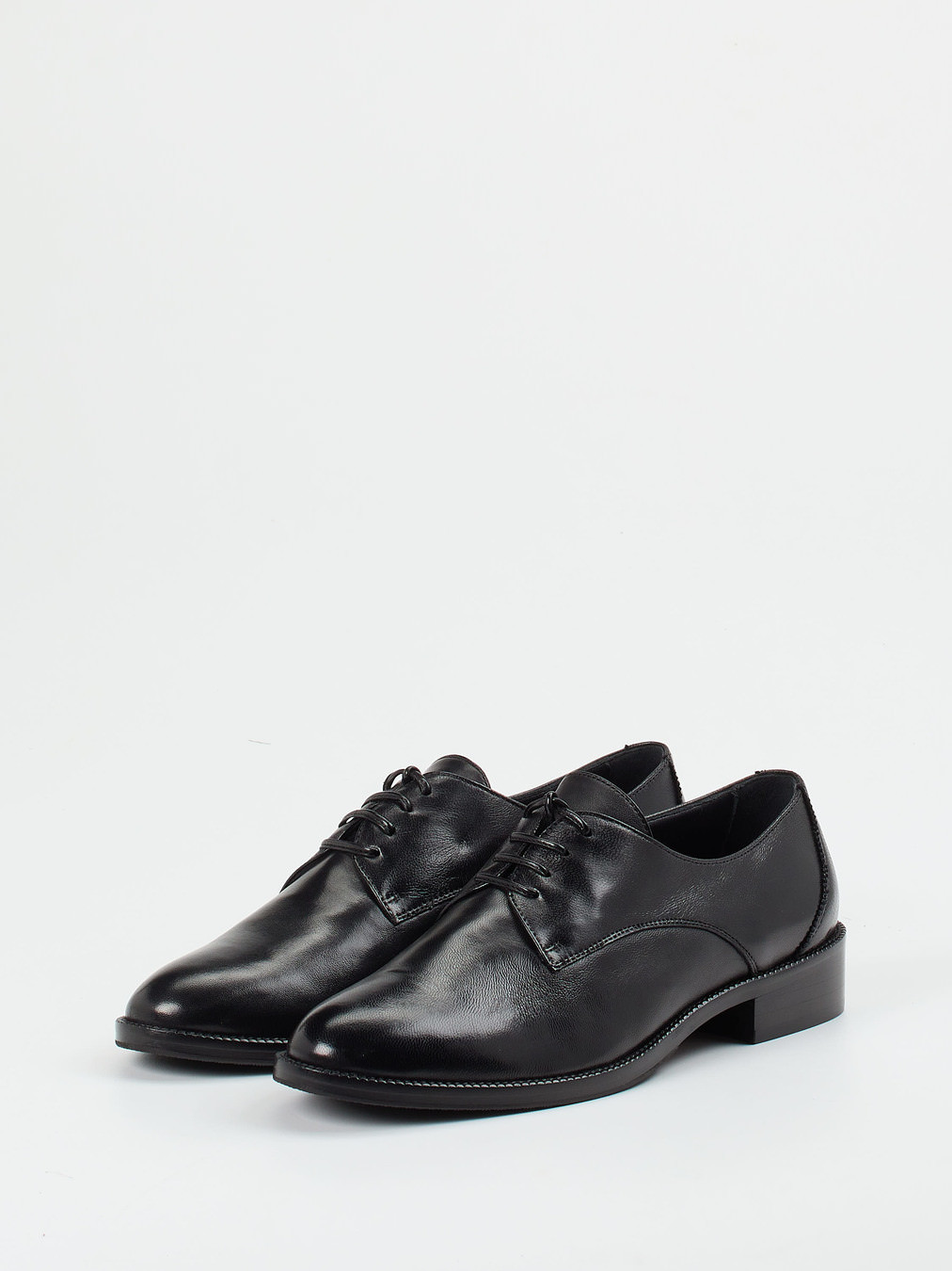 Schnürschuh schwarz 1560009004402