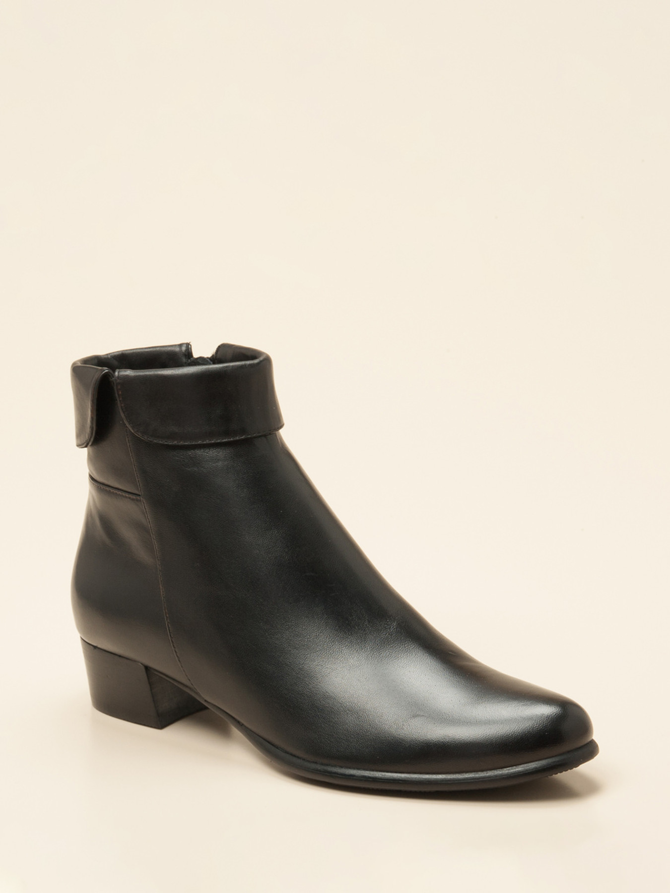 Stiefelette schwarz 171100907506