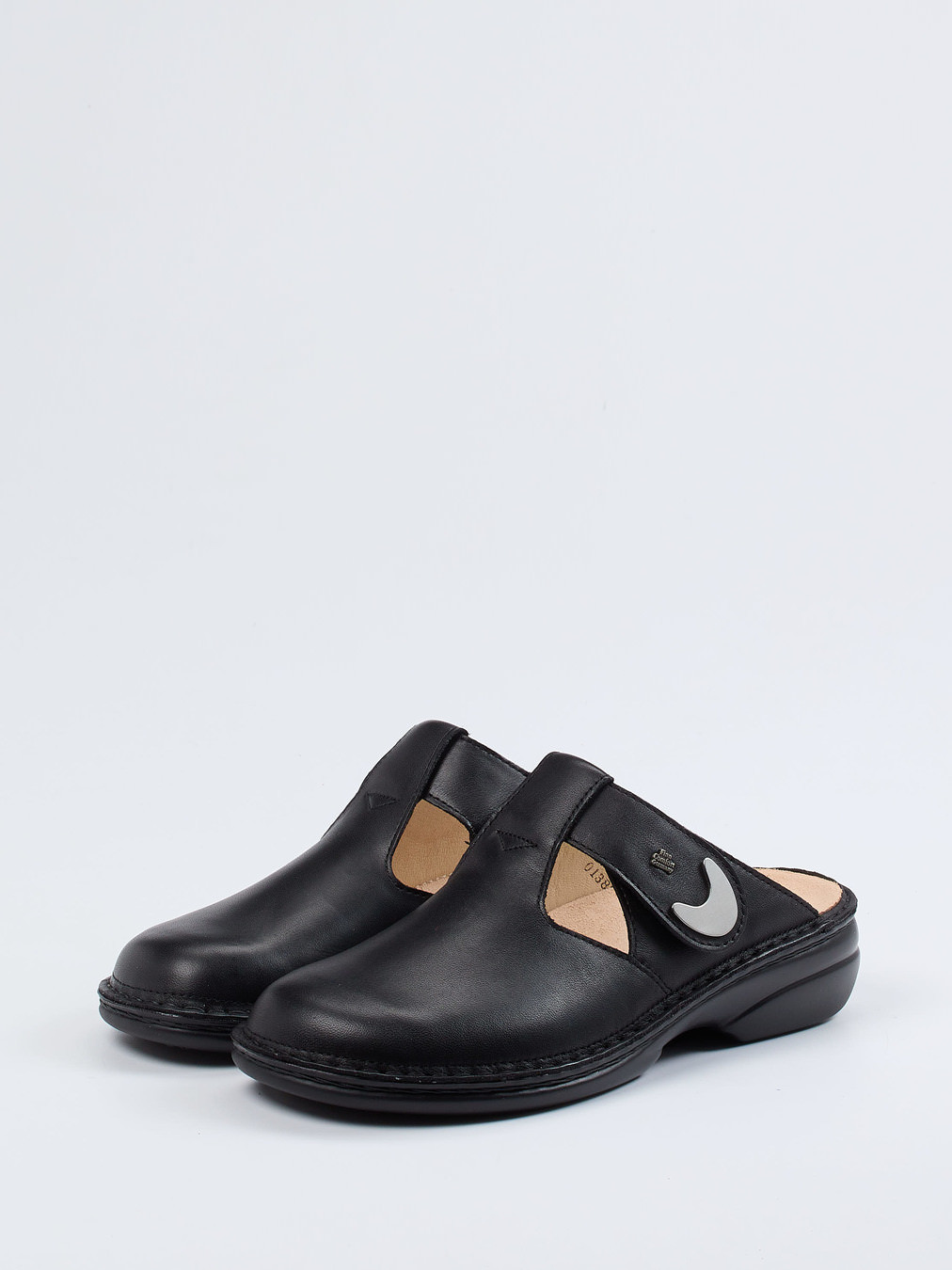 Pantolette schwarz 2151009000402