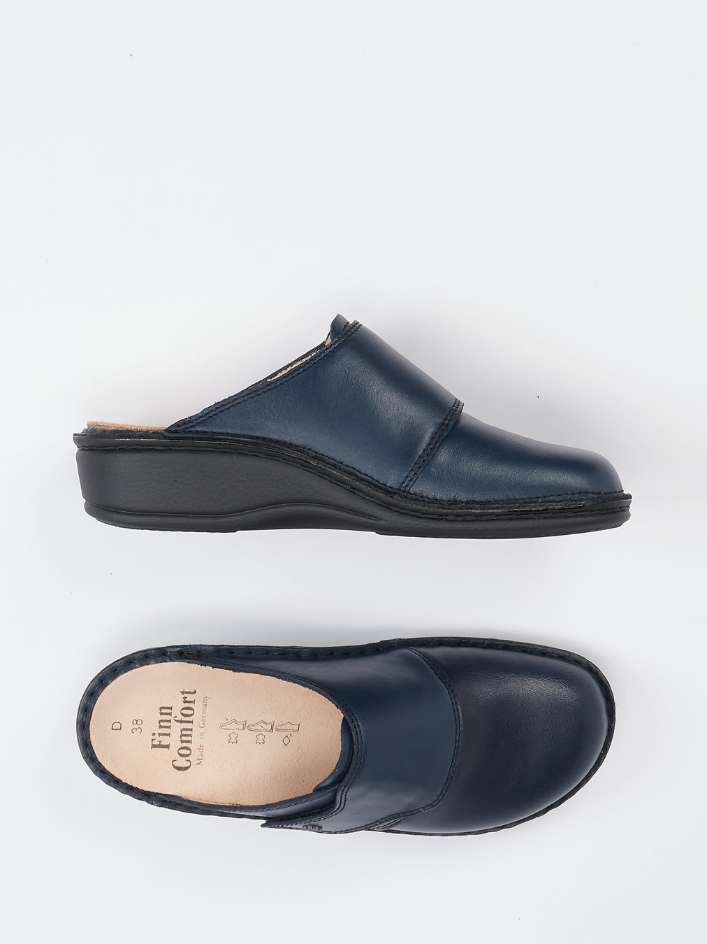 Pantolette blau 2153109000604