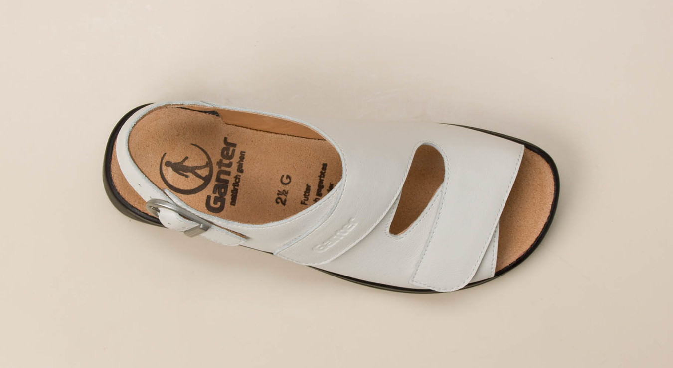 Sandale weiß 2210799035G07