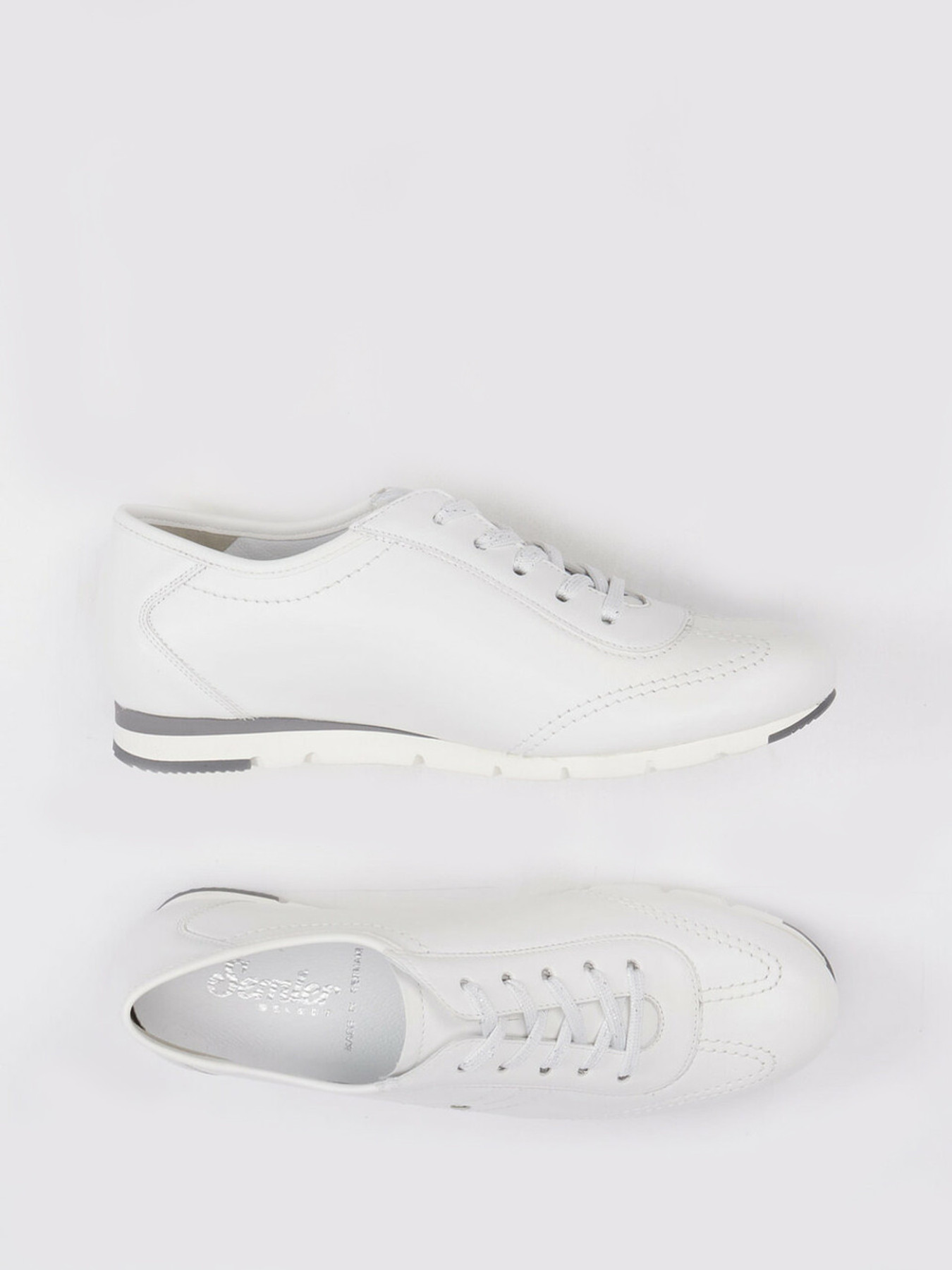 Schnürschuh weiß 2661799001704.jpeg