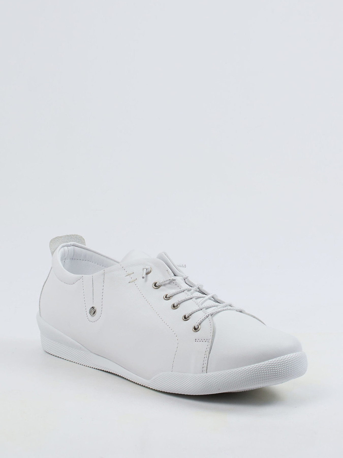 Sneaker weiß 2661799004806.jpeg