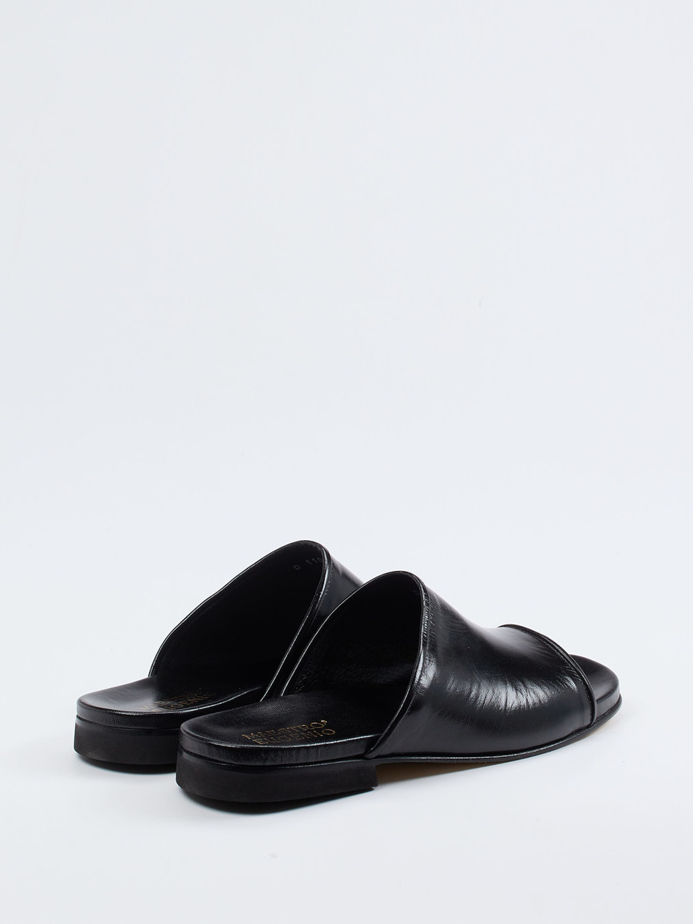 Pantolette schwarz 4100009000303