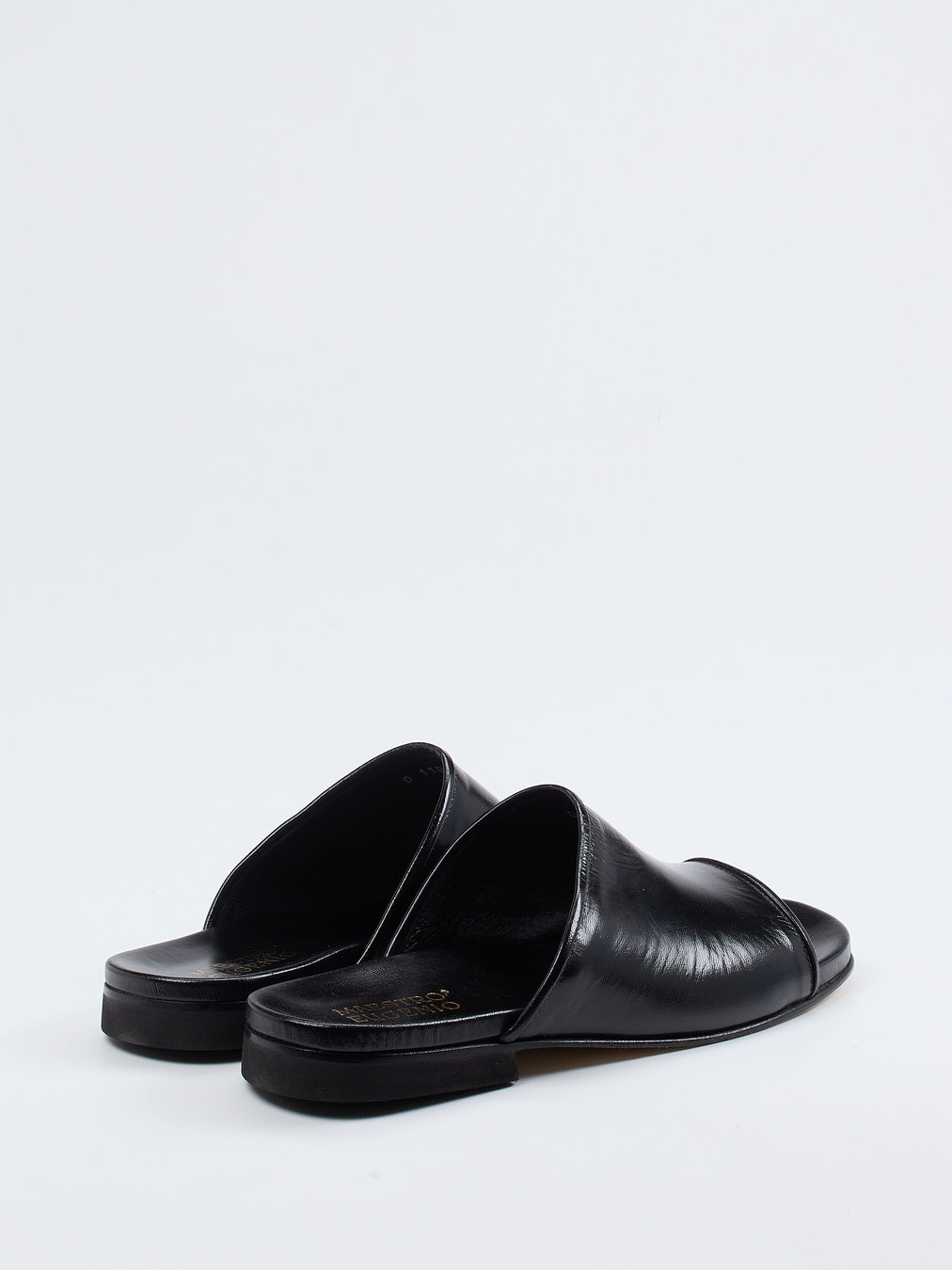 Pantolette schwarz 4100009000303