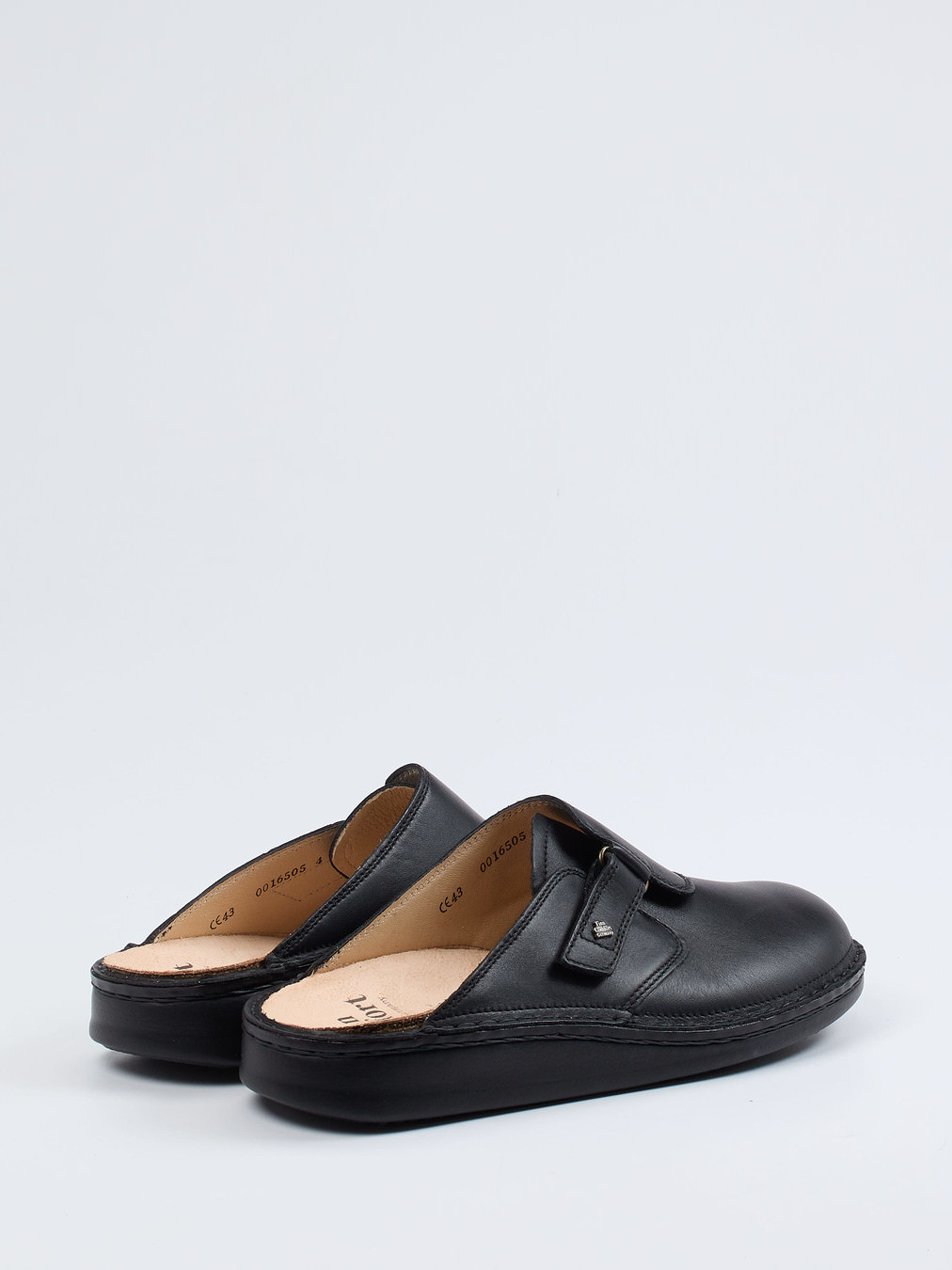 Pantolette schwarz 4111009000703