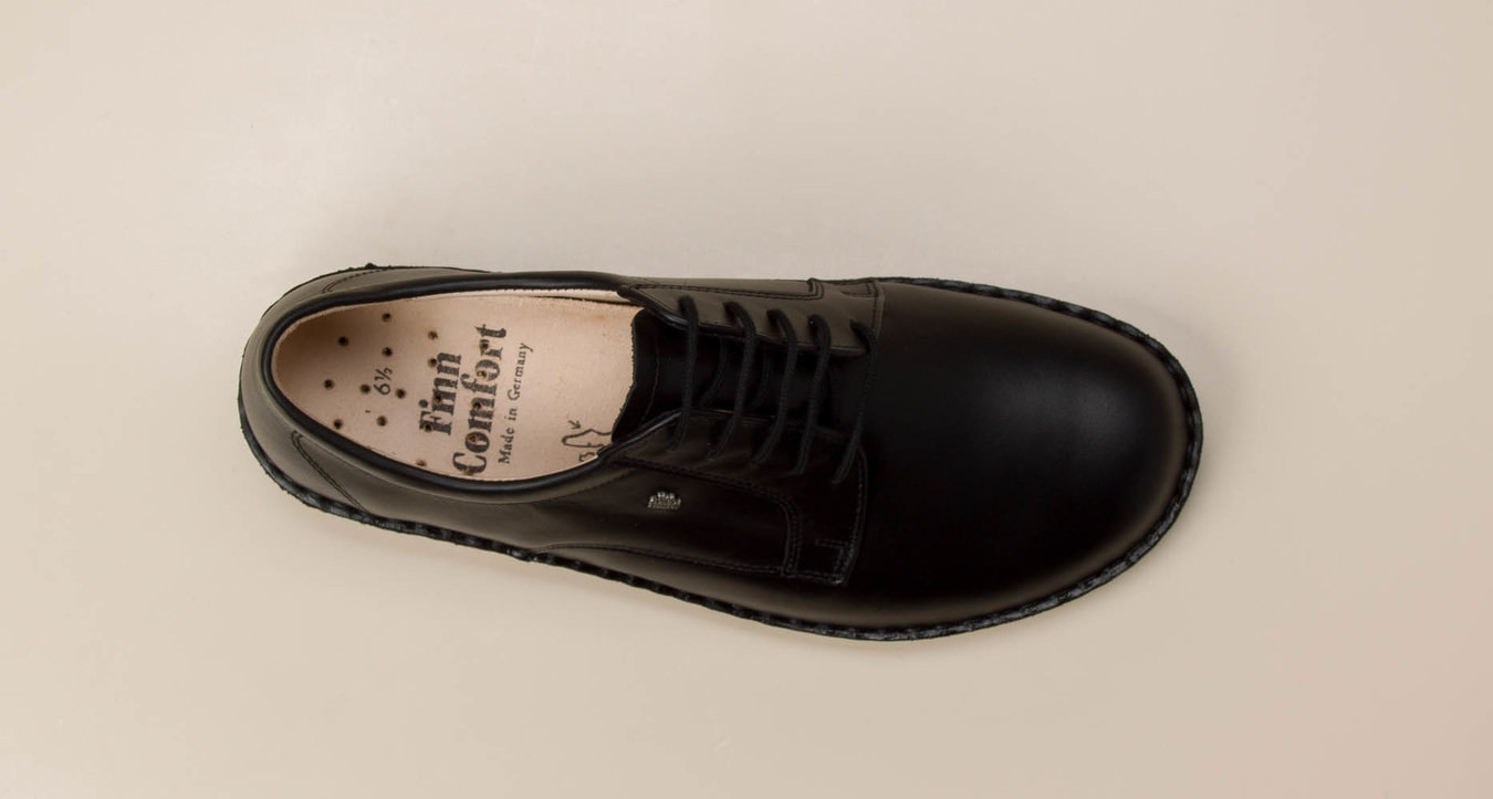 Schnürschuh schwarz 461000930107