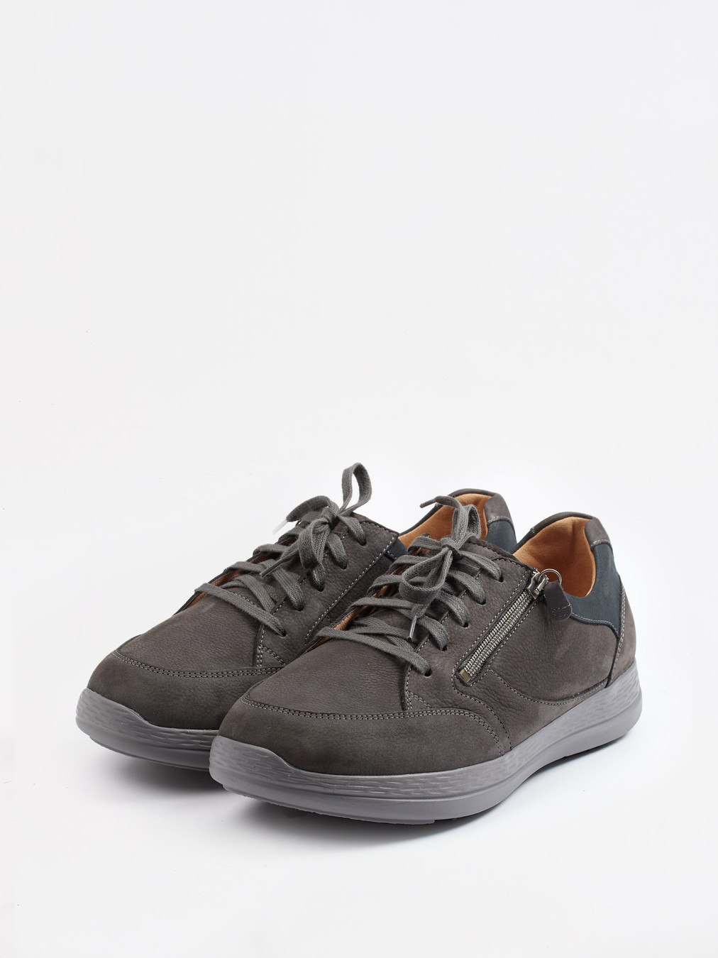 Sneaker grau 4651409000202