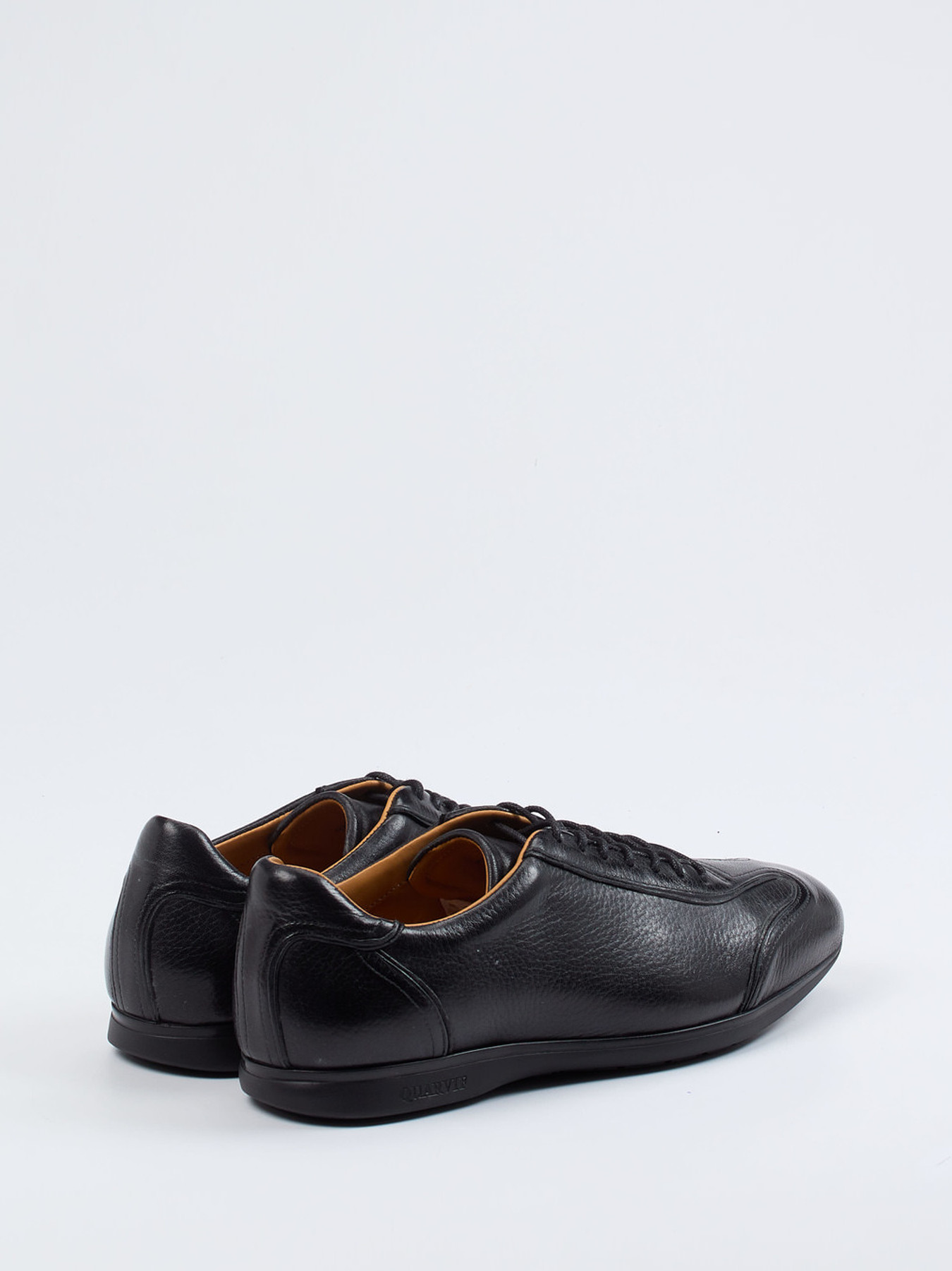 Sneaker schwarz 4661009041703