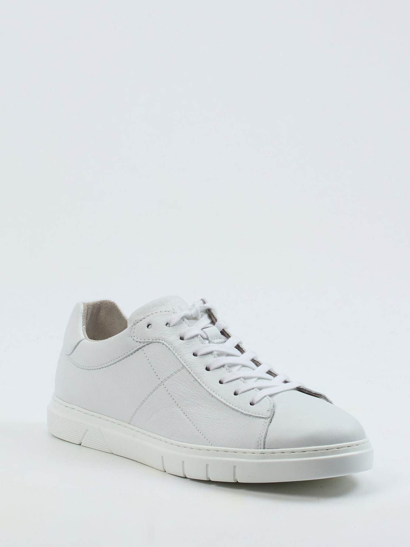 Sneaker weiß 4661799031206