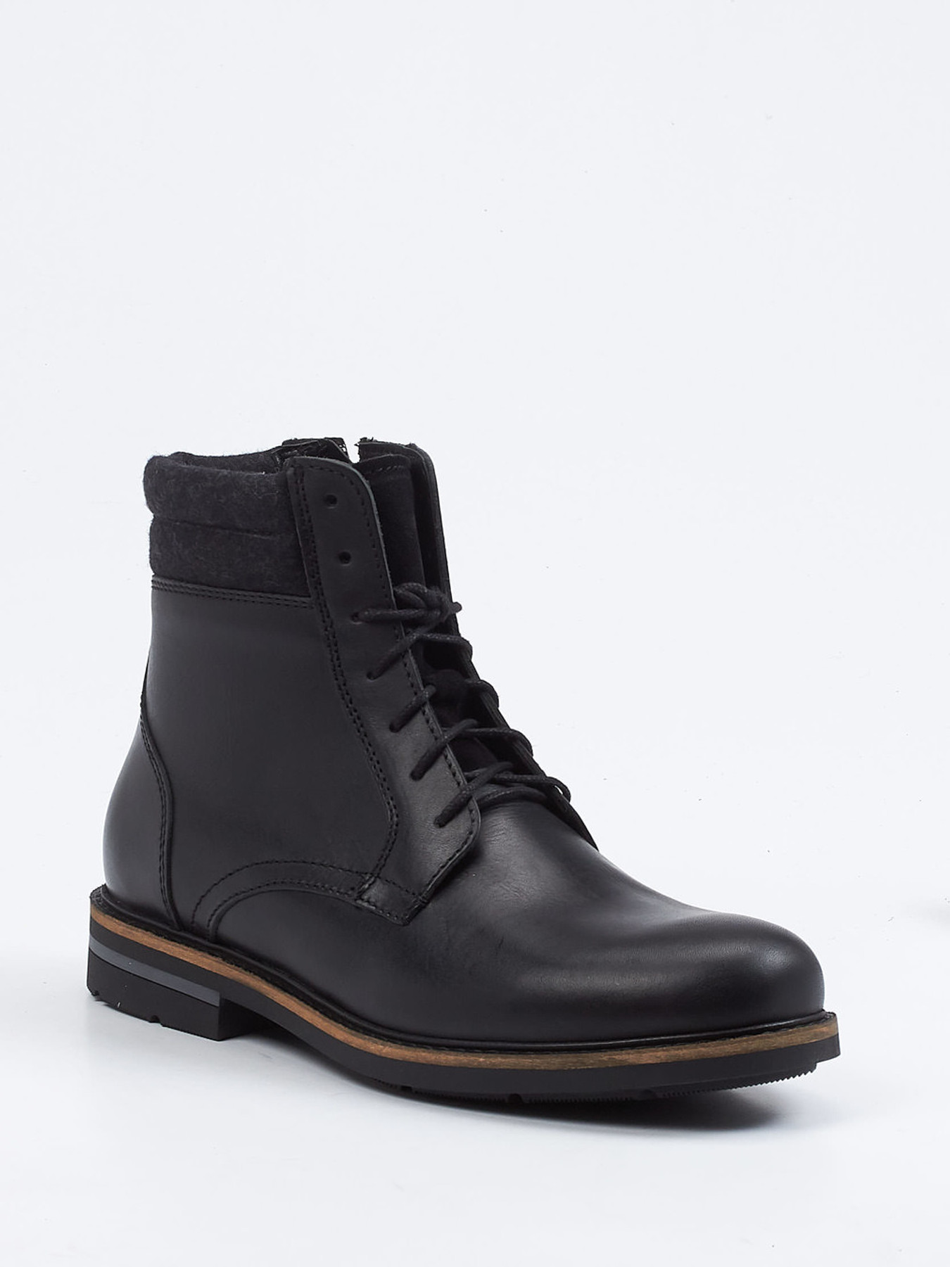 Boots schwarz 4701009063806