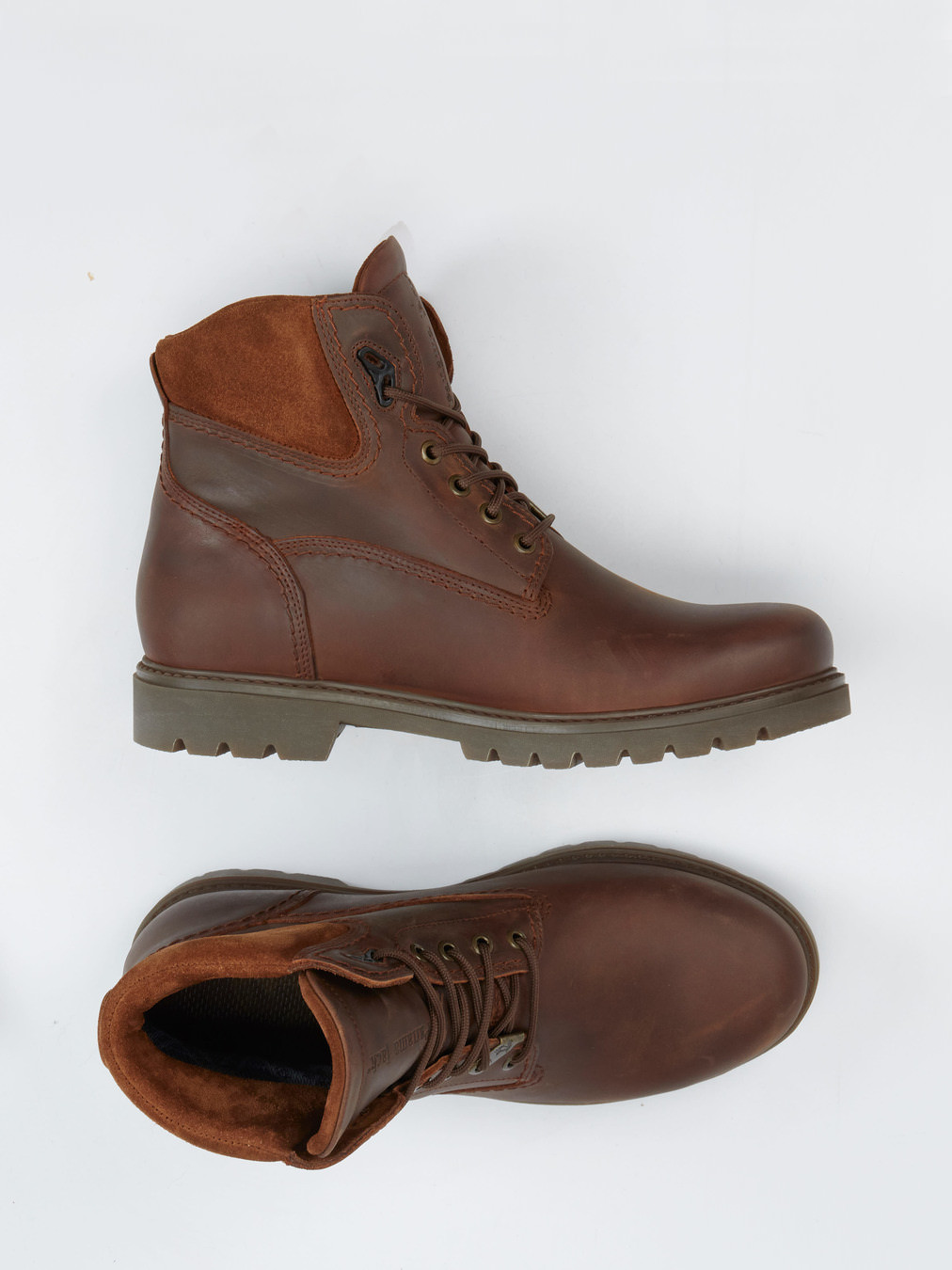 Boots braun 4701229007804