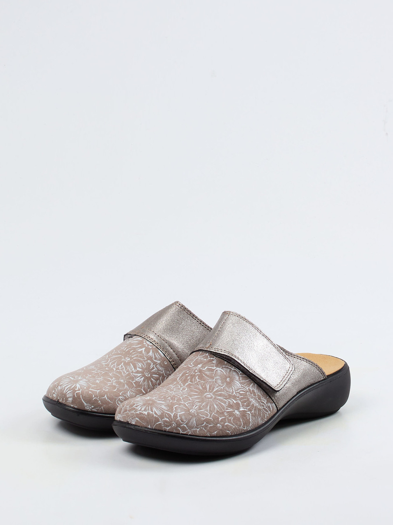 Pantolette braun 7103249000402