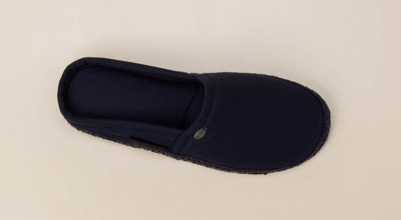 Hausschuh blau 714410900107