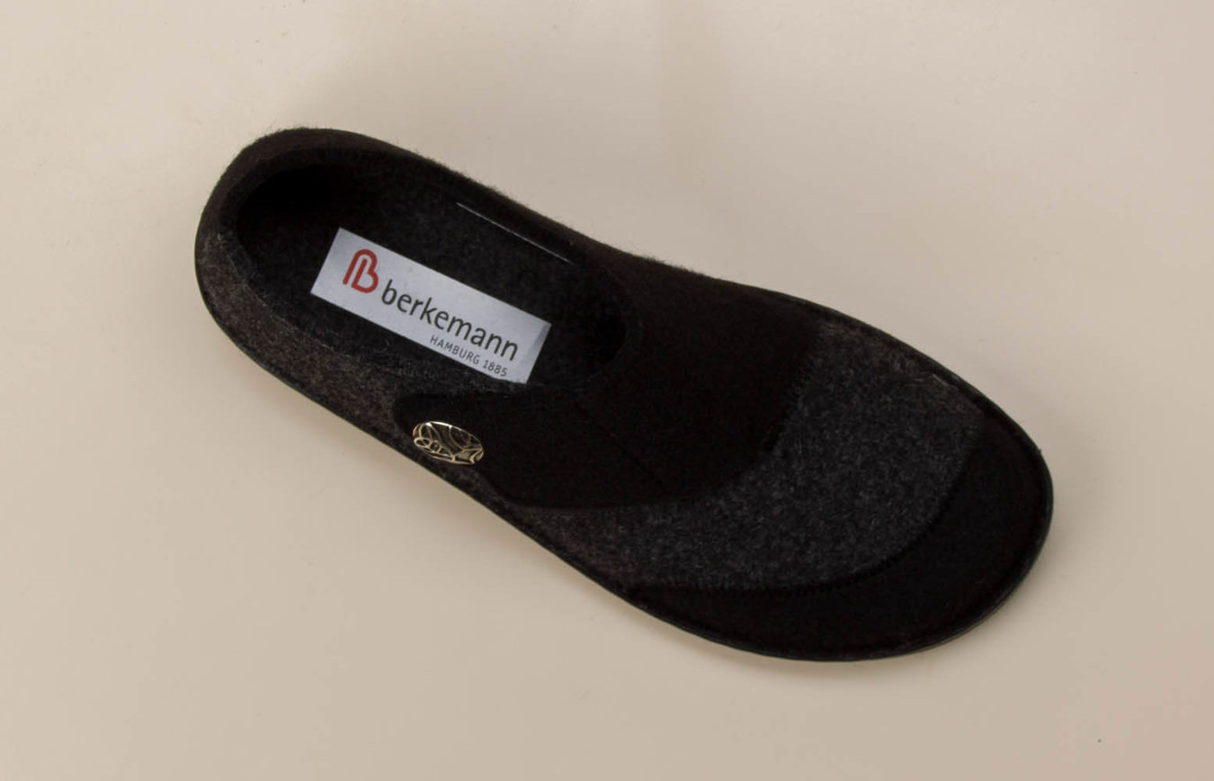 Hausschuh schwarz 717300900807