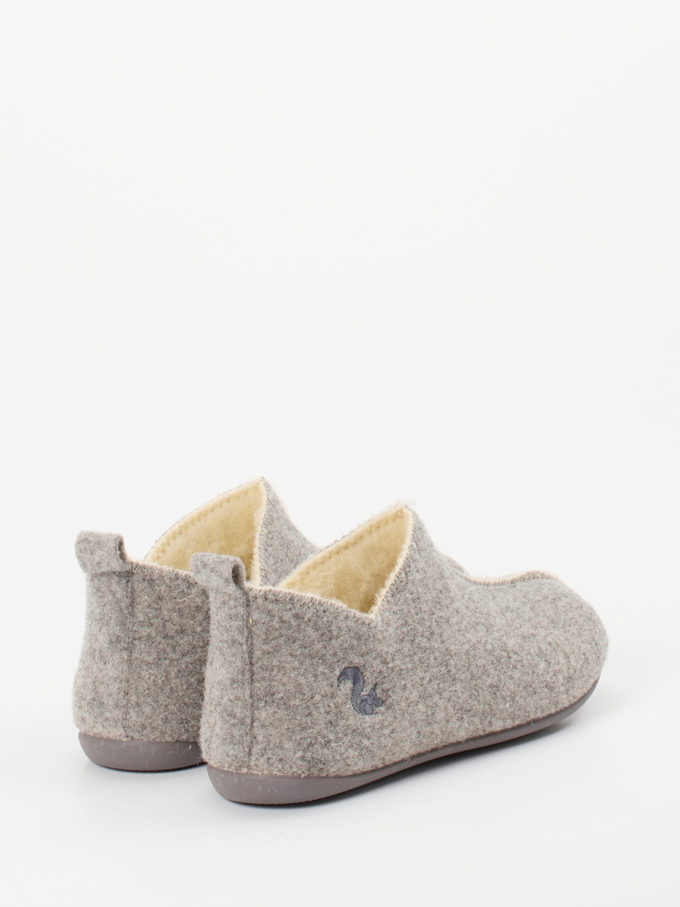 Hausschuh grau 7172459000303