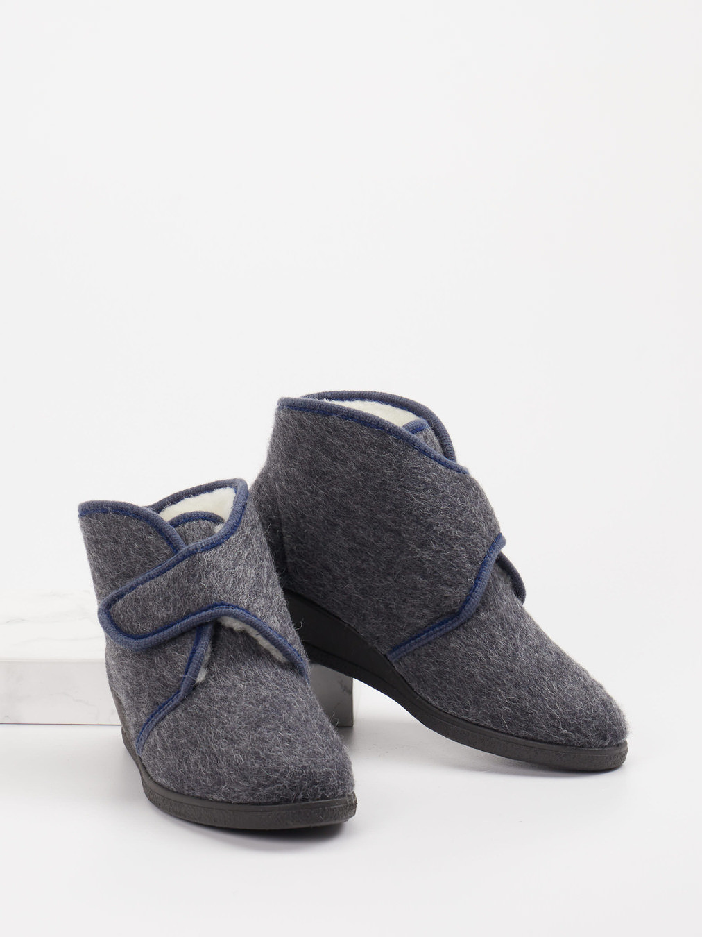 Hausschuh blau 7173109000904