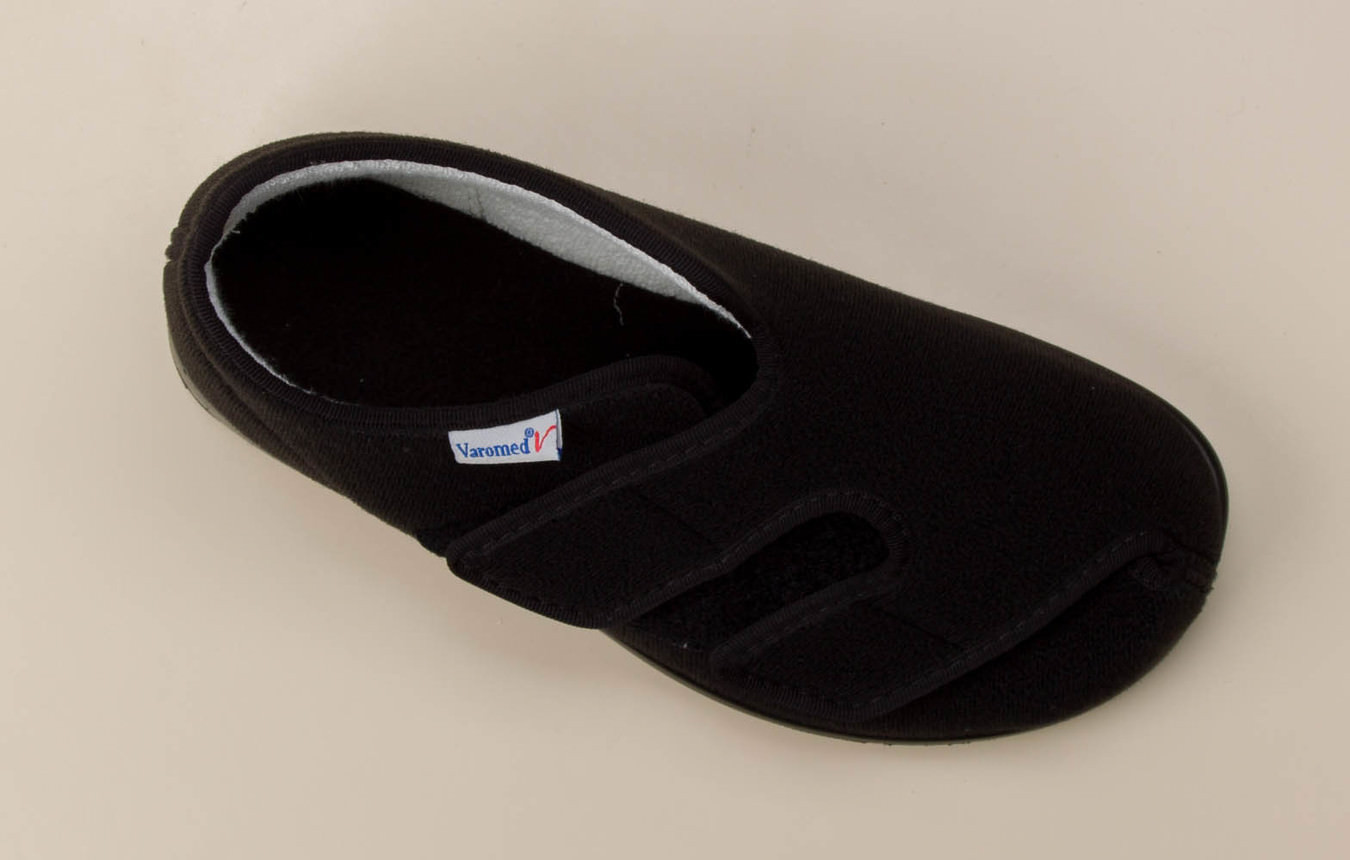 Hausschuhe schwarz 731300900107