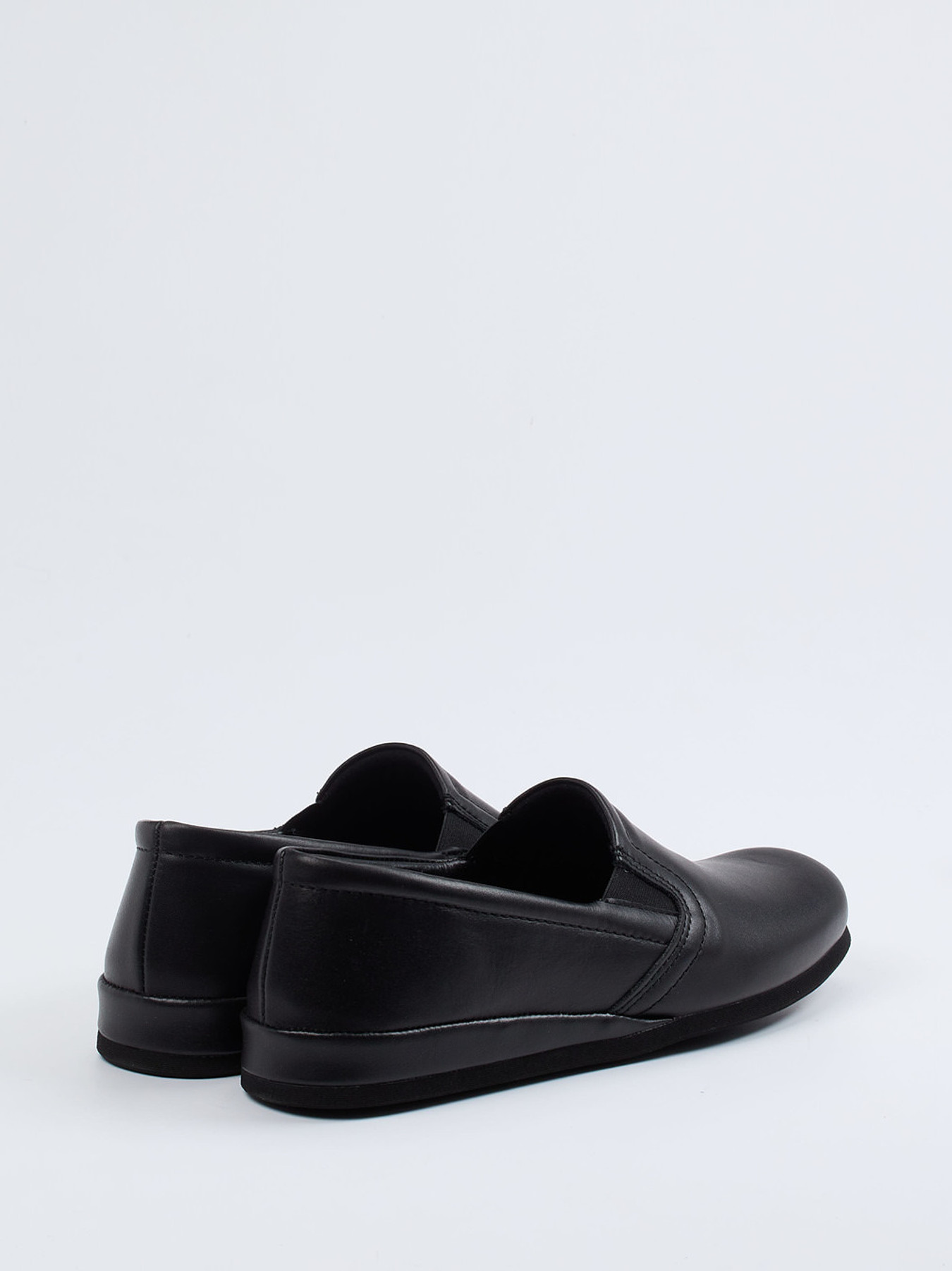 Hausschuh schwarz 7413009000803