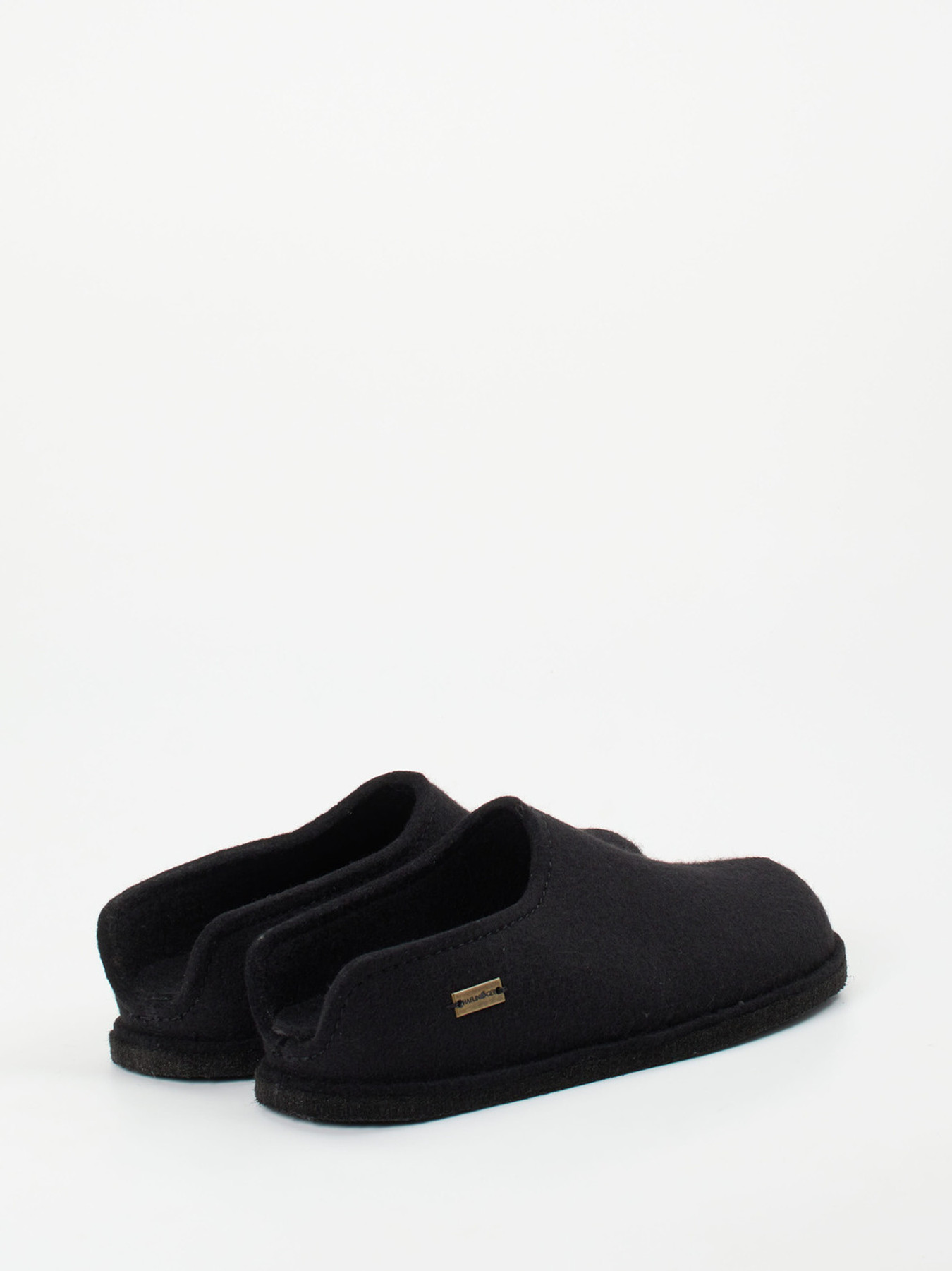 Hausschuhe schwarz 7463009001303