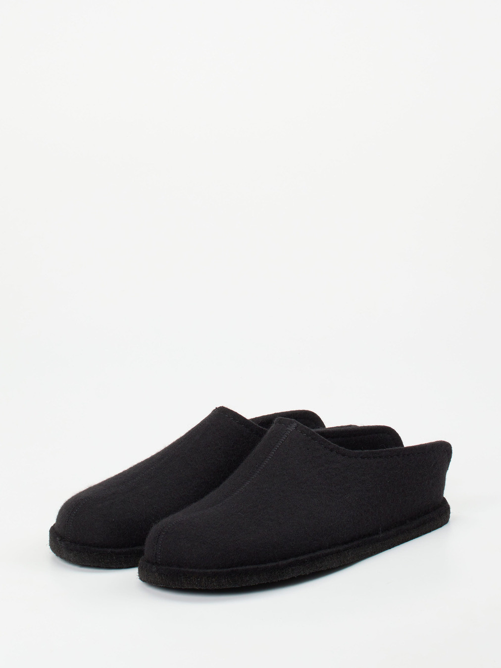 Hausschuhe schwarz 7463009001302