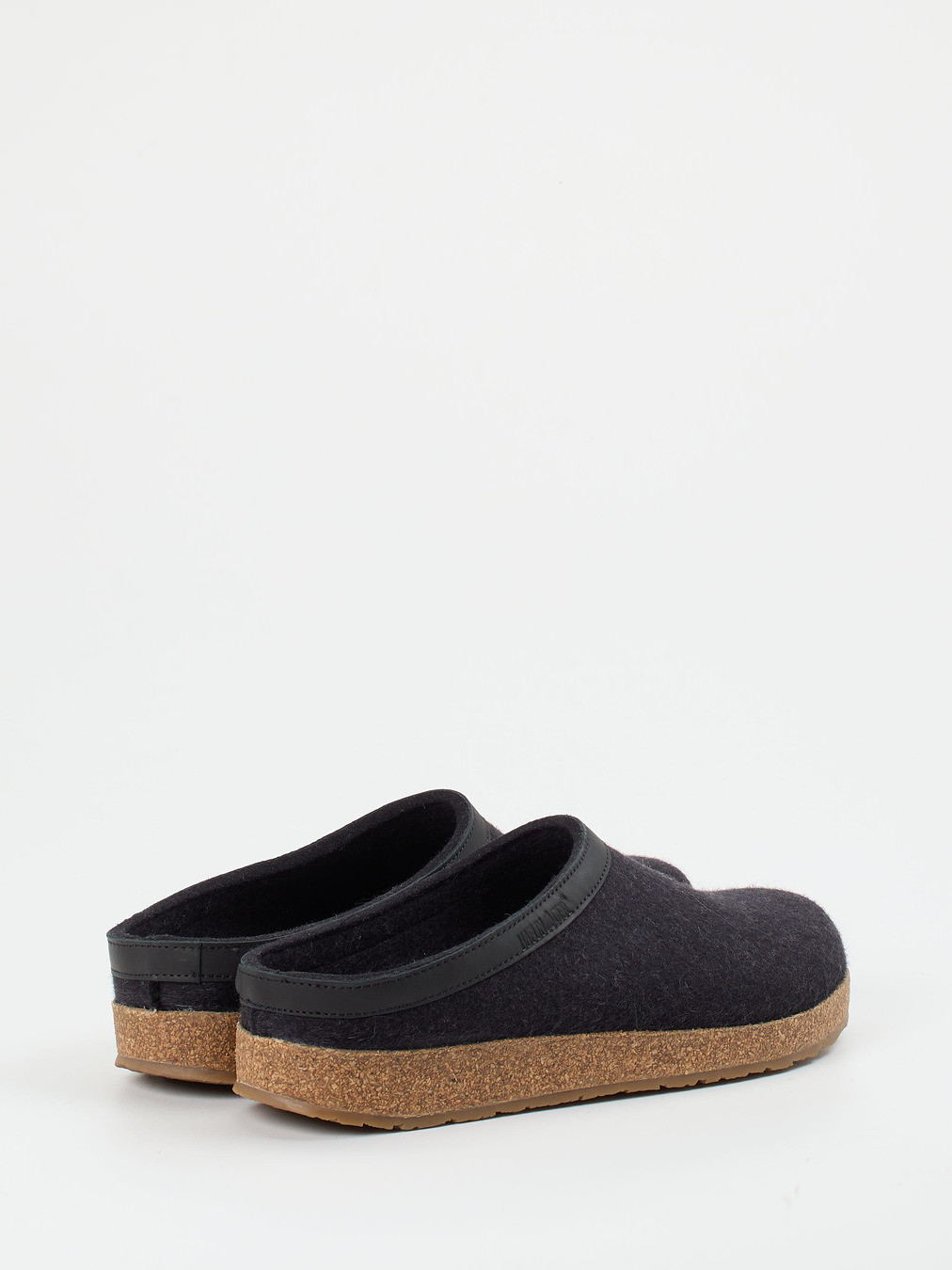 Pantolette grau 7463409003503